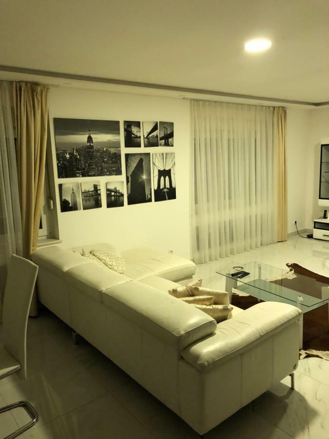 Apartamento Valerija Zagreb Exterior foto
